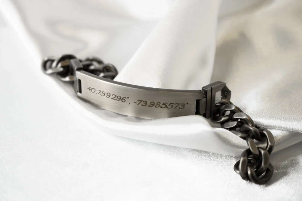 Engraved bracelet
